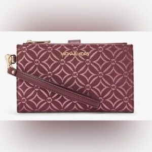 Michael Kors Wristlet/Clutch in Original Packaging